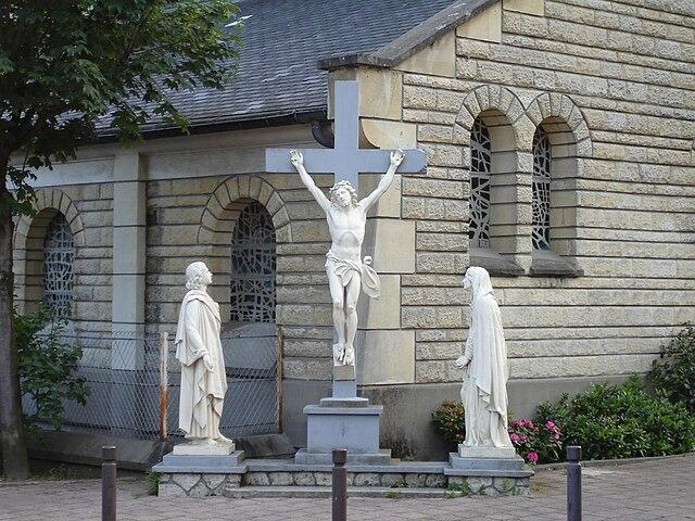 Beauchamp - Immobilier - CENTURY La Voie Romaine - Beauchamp_-_Calvaire_de_l_eglise_Notre-Dame