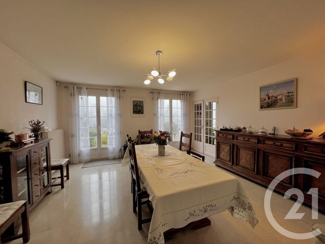 maison à vendre - 7 pièces - 151.06 m2 - PIERRELAYE - 95 - ILE-DE-FRANCE - Century 21 La Voie Romaine