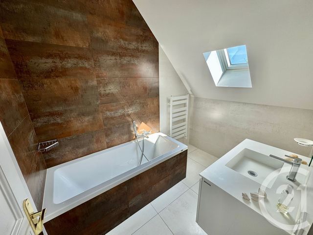 maison à vendre - 7 pièces - 128.4 m2 - BEAUCHAMP - 95 - ILE-DE-FRANCE - Century 21 La Voie Romaine