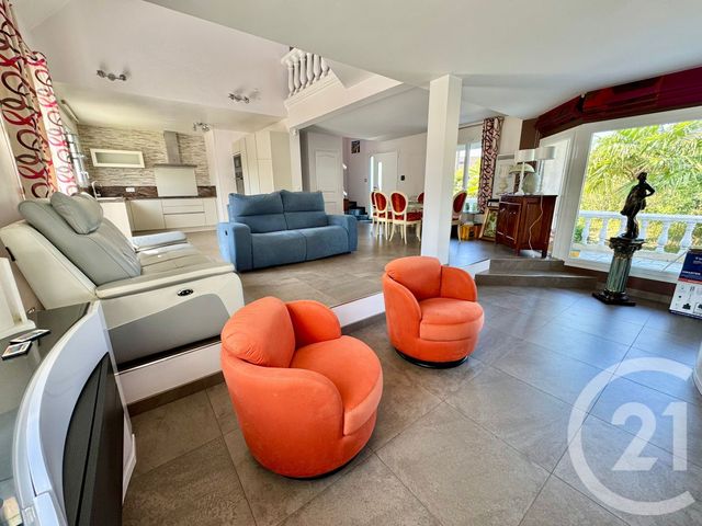 maison à vendre - 7 pièces - 128.4 m2 - BEAUCHAMP - 95 - ILE-DE-FRANCE - Century 21 La Voie Romaine