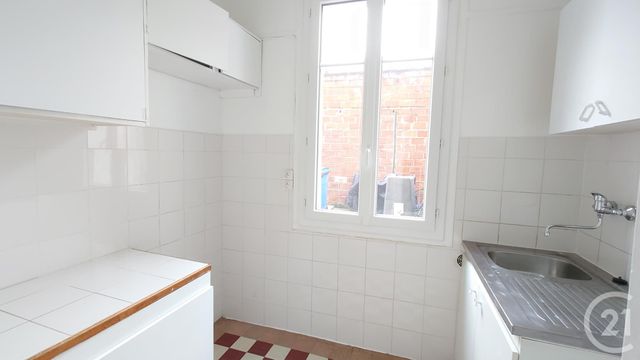 Afficher la photo en grand Appartement F1 à vendre - 1 pièce - 24.04 m2 - ASNIERES SUR SEINE - 92 - ILE-DE-FRANCE - Century 21 La Voie Romaine