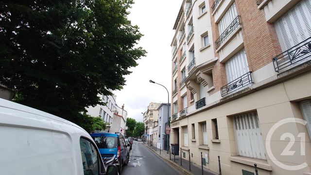 Afficher la photo en grand Appartement F1 à vendre - 1 pièce - 24.04 m2 - ASNIERES SUR SEINE - 92 - ILE-DE-FRANCE - Century 21 La Voie Romaine