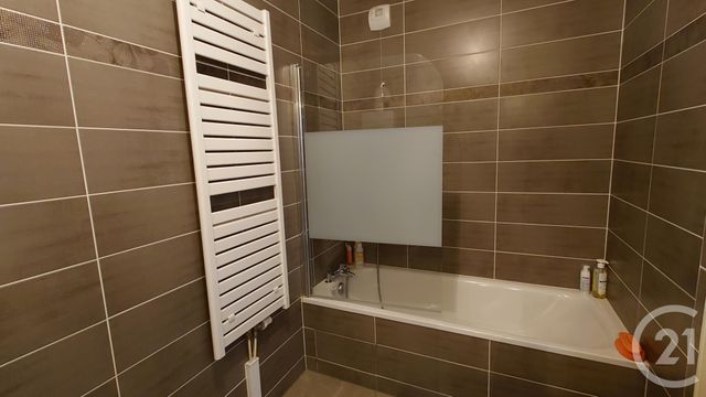 Afficher la photo en grand Appartement F4 à vendre - 4 pièces - 80.0 m2 - PIERRELAYE - 95 - ILE-DE-FRANCE - Century 21 La Voie Romaine
