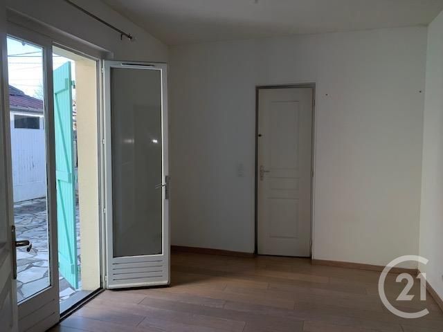 Afficher la photo en grand immeuble à vendre - 173.0 m2 - BEAUCHAMP - 95 - ILE-DE-FRANCE - Century 21 La Voie Romaine