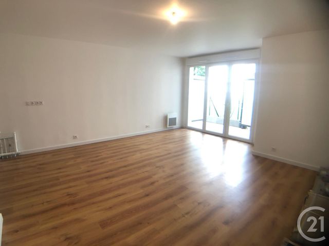 Afficher la photo en grand Appartement F1 à vendre - 1 pièce - 34.5 m2 - BEAUCHAMP - 95 - ILE-DE-FRANCE - Century 21 La Voie Romaine