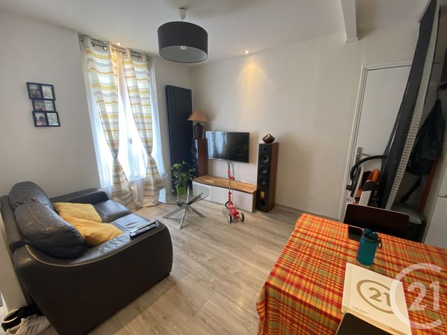 Afficher la photo en grand Appartement F3 à vendre - 3 pièces - 35.73 m2 - BEAUCHAMP - 95 - ILE-DE-FRANCE - Century 21 La Voie Romaine