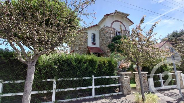 Afficher la photo en grand maison à vendre - 7 pièces - 179.0 m2 - BEAUCHAMP - 95 - ILE-DE-FRANCE - Century 21 La Voie Romaine