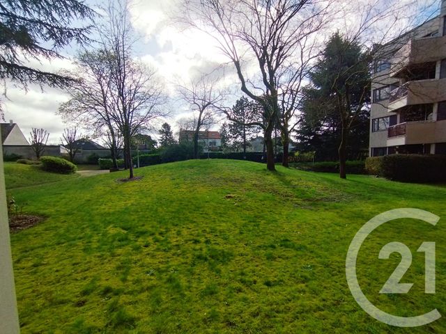 Appartement F2 à vendre - 2 pièces - 41.0 m2 - BEAUCHAMP - 95 - ILE-DE-FRANCE - Century 21 La Voie Romaine