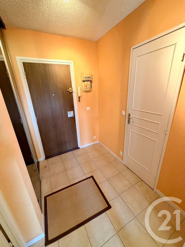 Appartement F2 à vendre - 2 pièces - 41.0 m2 - BEAUCHAMP - 95 - ILE-DE-FRANCE - Century 21 La Voie Romaine