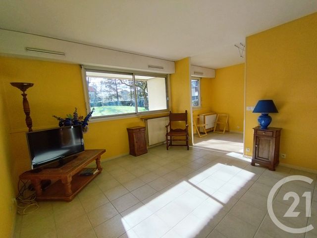 Appartement F2 à vendre - 2 pièces - 41.0 m2 - BEAUCHAMP - 95 - ILE-DE-FRANCE - Century 21 La Voie Romaine