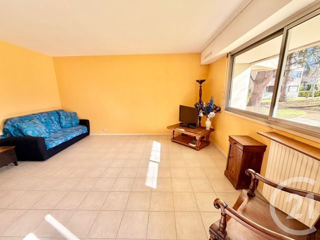 Appartement F2 à vendre - 2 pièces - 41.0 m2 - BEAUCHAMP - 95 - ILE-DE-FRANCE - Century 21 La Voie Romaine