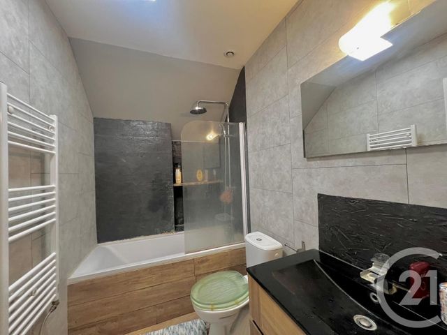 Appartement Duplex à vendre - 3 pièces - 56.5 m2 - MONTIGNY LES CORMEILLES - 95 - ILE-DE-FRANCE - Century 21 La Voie Romaine