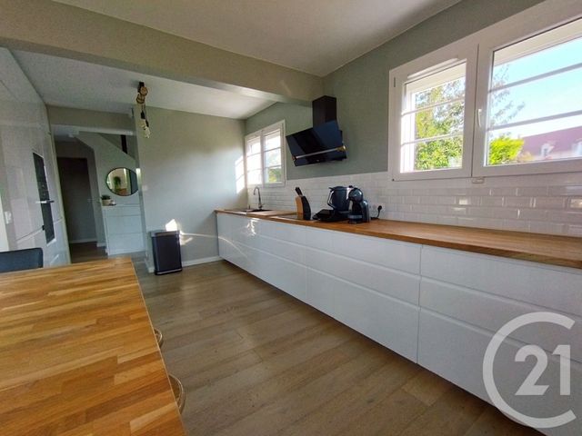 maison à vendre - 6 pièces - 135.0 m2 - LIVILLIERS - 95 - ILE-DE-FRANCE - Century 21 La Voie Romaine