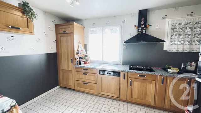 Afficher la photo en grand maison à vendre - 7 pièces - 163.0 m2 - PIERRELAYE - 95 - ILE-DE-FRANCE - Century 21 La Voie Romaine