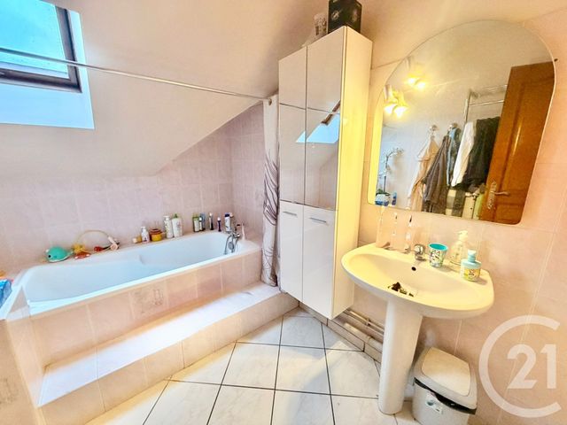 maison à vendre - 6 pièces - 164.72 m2 - MONTIGNY LES CORMEILLES - 95 - ILE-DE-FRANCE - Century 21 La Voie Romaine