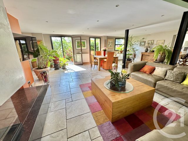 maison à vendre - 8 pièces - 212.01 m2 - PIERRELAYE - 95 - ILE-DE-FRANCE - Century 21 La Voie Romaine