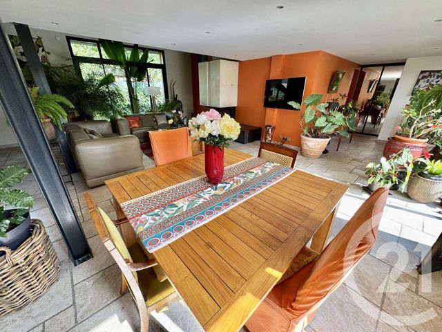 maison à vendre - 8 pièces - 212.01 m2 - PIERRELAYE - 95 - ILE-DE-FRANCE - Century 21 La Voie Romaine