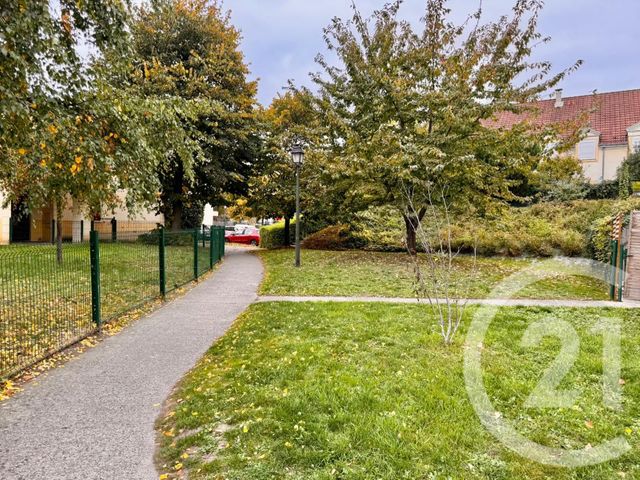 Appartement Duplex à vendre - 3 pièces - 62.67 m2 - MONTIGNY LES CORMEILLES - 95 - ILE-DE-FRANCE - Century 21 La Voie Romaine