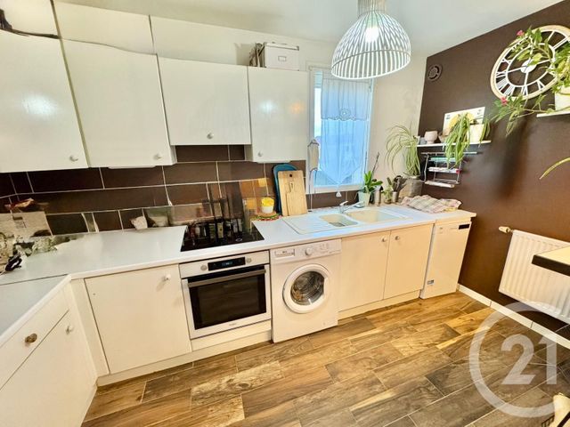 Appartement Duplex à vendre - 3 pièces - 62.67 m2 - MONTIGNY LES CORMEILLES - 95 - ILE-DE-FRANCE - Century 21 La Voie Romaine