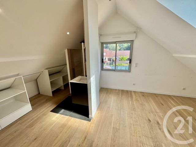 Afficher la photo en grand maison à vendre - 7 pièces - 130.0 m2 - PARMAIN - 95 - ILE-DE-FRANCE - Century 21 La Voie Romaine