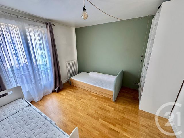 Appartement F4 à vendre - 4 pièces - 78.97 m2 - SANNOIS - 95 - ILE-DE-FRANCE - Century 21 La Voie Romaine