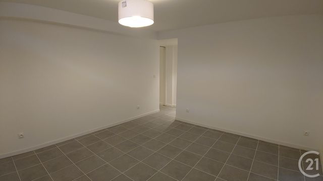Appartement à vendre - 6 pièces - 118.62 m2 - BEAUCHAMP - 95 - ILE-DE-FRANCE - Century 21 La Voie Romaine
