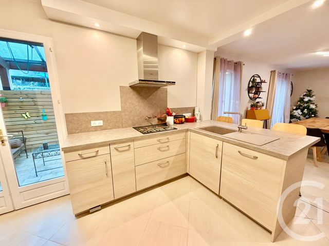 maison à vendre - 8 pièces - 145.06 m2 - PIERRELAYE - 95 - ILE-DE-FRANCE - Century 21 La Voie Romaine