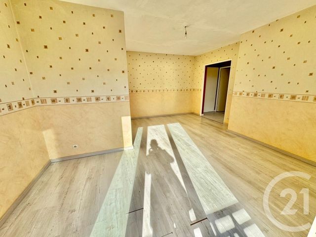 Appartement F2 à vendre - 2 pièces - 45.75 m2 - HERBLAY - 95 - ILE-DE-FRANCE - Century 21 La Voie Romaine