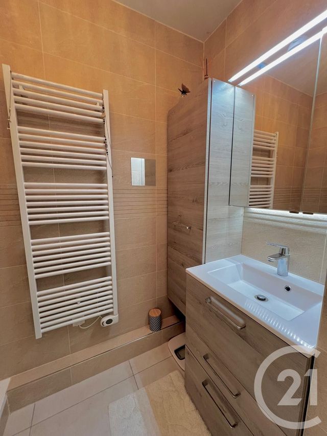 Appartement F6 à vendre - 6 pièces - 103.54 m2 - PONTOISE - 95 - ILE-DE-FRANCE - Century 21 La Voie Romaine