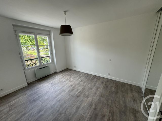 Appartement F3 à louer - 3 pièces - 67.16 m2 - BEAUCHAMP - 95 - ILE-DE-FRANCE - Century 21 La Voie Romaine