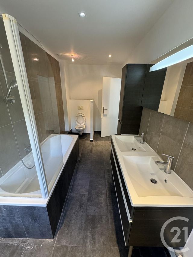 Appartement F3 à louer - 3 pièces - 67.16 m2 - BEAUCHAMP - 95 - ILE-DE-FRANCE - Century 21 La Voie Romaine