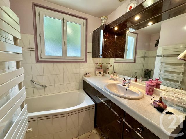 maison à louer - 5 pièces - 95.11 m2 - BEAUCHAMP - 95 - ILE-DE-FRANCE - Century 21 La Voie Romaine