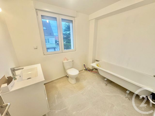 maison à vendre - 6 pièces - 115.0 m2 - PIERRELAYE - 95 - ILE-DE-FRANCE - Century 21 La Voie Romaine