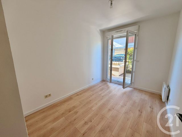 Appartement F3 à vendre - 3 pièces - 54.39 m2 - FRANCONVILLE LA GARENNE - 95 - ILE-DE-FRANCE - Century 21 La Voie Romaine