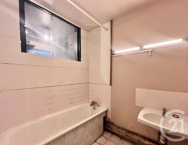 Appartement F3 à vendre - 3 pièces - 63.69 m2 - MONTIGNY LES CORMEILLES - 95 - ILE-DE-FRANCE - Century 21 La Voie Romaine