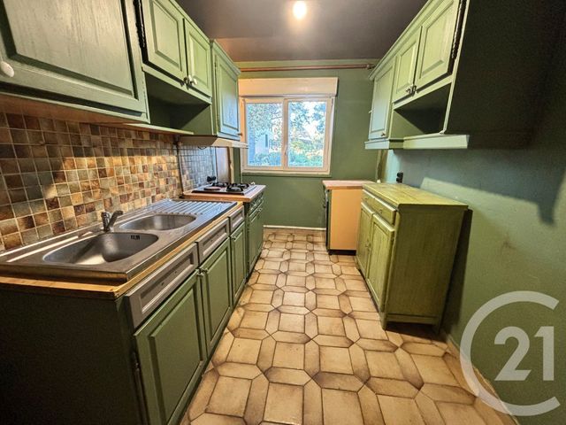 Appartement F3 à vendre - 3 pièces - 63.69 m2 - MONTIGNY LES CORMEILLES - 95 - ILE-DE-FRANCE - Century 21 La Voie Romaine