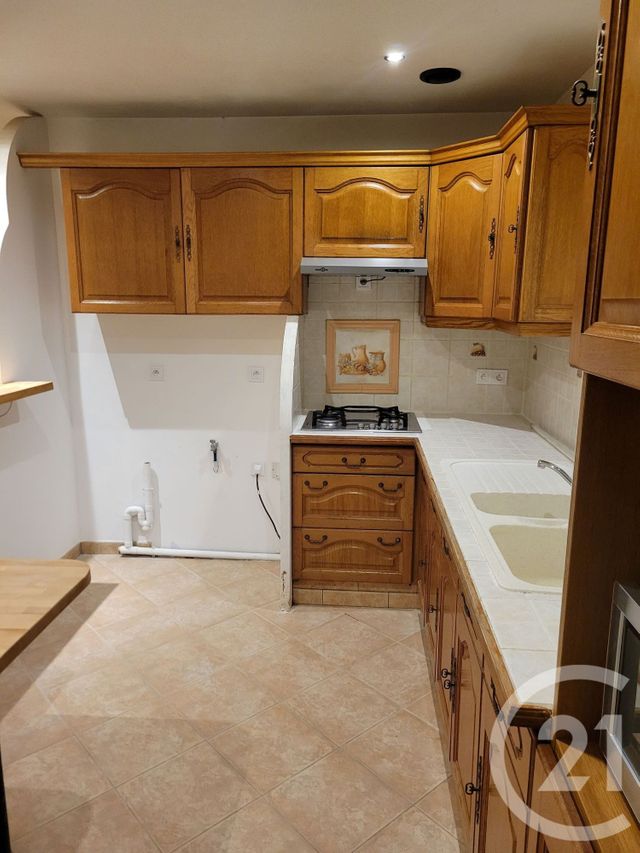 Appartement F2 à vendre - 2 pièces - 49.7 m2 - COUBRON - 93 - ILE-DE-FRANCE - Century 21 La Voie Romaine