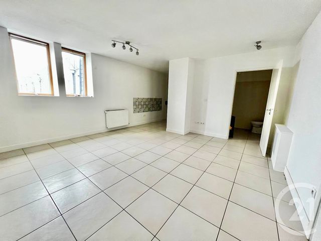 Appartement F3 à vendre - 3 pièces - 56.61 m2 - SARTROUVILLE - 78 - ILE-DE-FRANCE - Century 21 La Voie Romaine