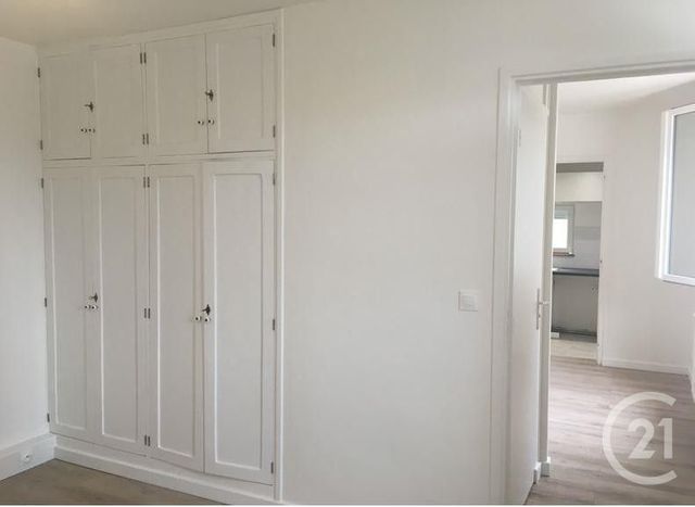 Appartement F2 à louer - 2 pièces - 35.8 m2 - TAVERNY - 95 - ILE-DE-FRANCE - Century 21 La Voie Romaine