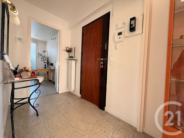 Appartement F4 à louer - 4 pièces - 85.1 m2 - TAVERNY - 95 - ILE-DE-FRANCE - Century 21 La Voie Romaine