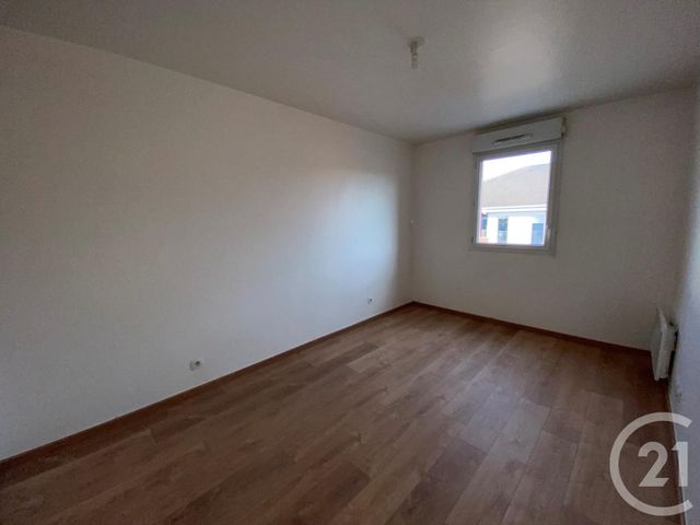 Appartement F2 à louer - 2 pièces - 39.89 m2 - MONTIGNY LES CORMEILLES - 95 - ILE-DE-FRANCE - Century 21 La Voie Romaine