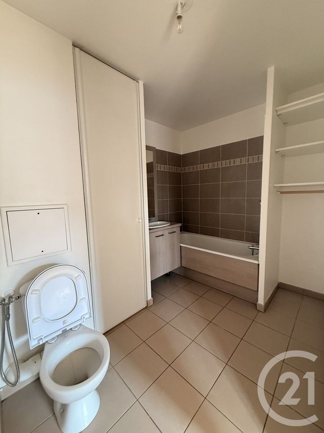 Appartement F2 à louer - 2 pièces - 39.89 m2 - MONTIGNY LES CORMEILLES - 95 - ILE-DE-FRANCE - Century 21 La Voie Romaine