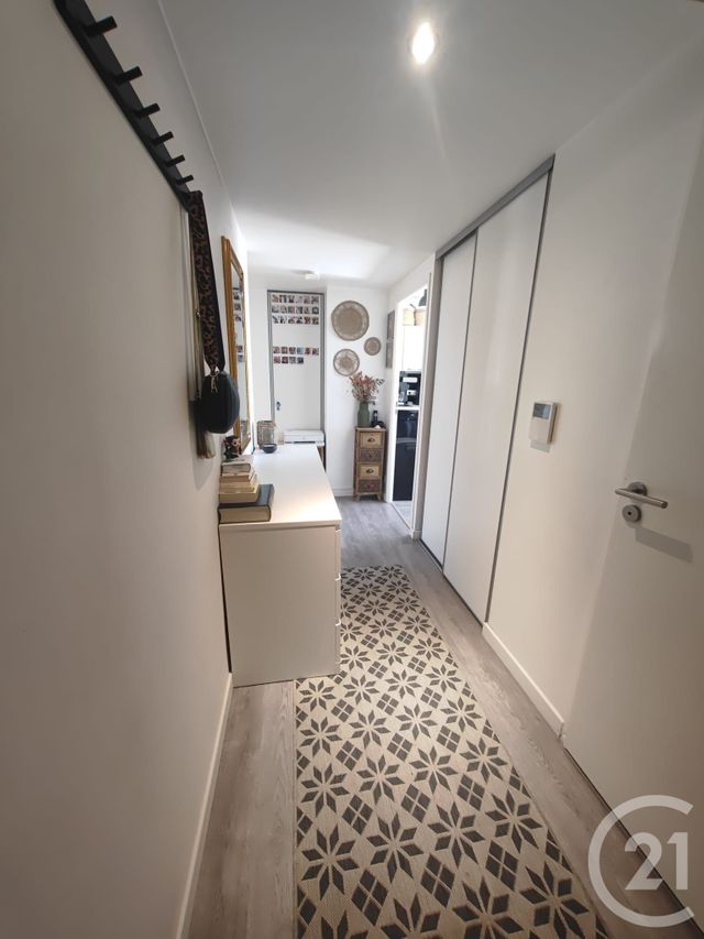Appartement F3 à vendre - 3 pièces - 63.94 m2 - BEAUCHAMP - 95 - ILE-DE-FRANCE - Century 21 La Voie Romaine