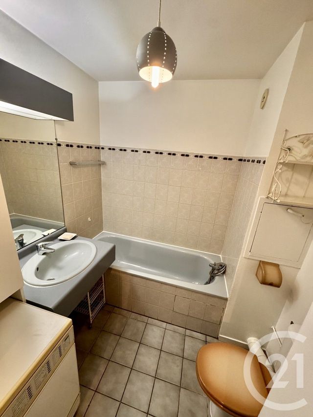 Appartement F1 à louer - 1 pièce - 30.09 m2 - BEAUCHAMP - 95 - ILE-DE-FRANCE - Century 21 La Voie Romaine