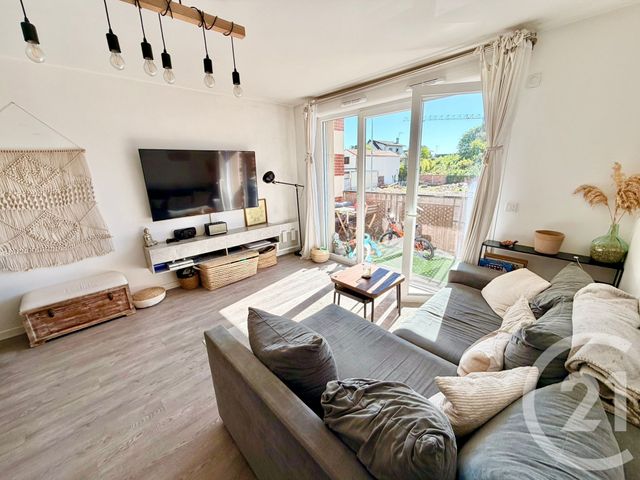 Appartement F3 à vendre - 3 pièces - 63.94 m2 - BEAUCHAMP - 95 - ILE-DE-FRANCE - Century 21 La Voie Romaine