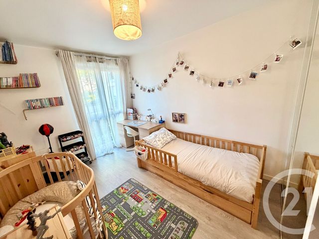 Appartement F3 à vendre - 3 pièces - 63.94 m2 - BEAUCHAMP - 95 - ILE-DE-FRANCE - Century 21 La Voie Romaine