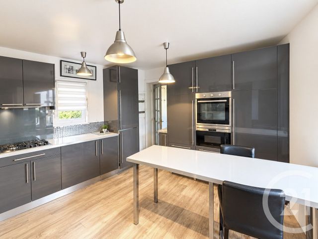 Appartement F4 à vendre - 5 pièces - 95.15 m2 - PIERRELAYE - 95 - ILE-DE-FRANCE - Century 21 La Voie Romaine
