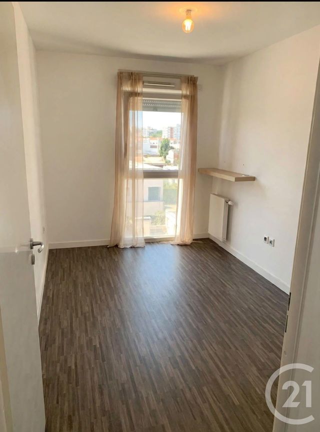 Appartement F4 à vendre - 4 pièces - 69.89 m2 - MONTIGNY LES CORMEILLES - 95 - ILE-DE-FRANCE - Century 21 La Voie Romaine