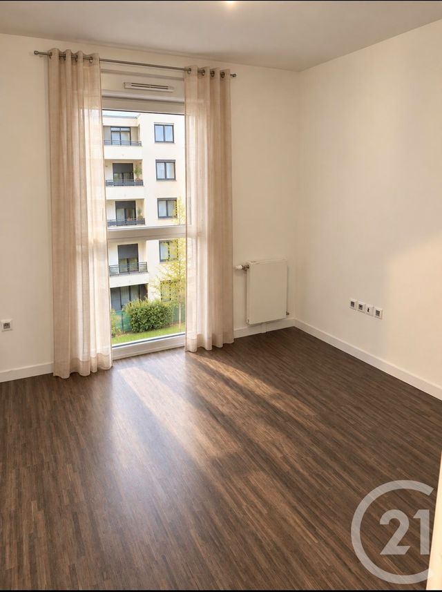 Appartement F4 à vendre - 4 pièces - 69.89 m2 - MONTIGNY LES CORMEILLES - 95 - ILE-DE-FRANCE - Century 21 La Voie Romaine