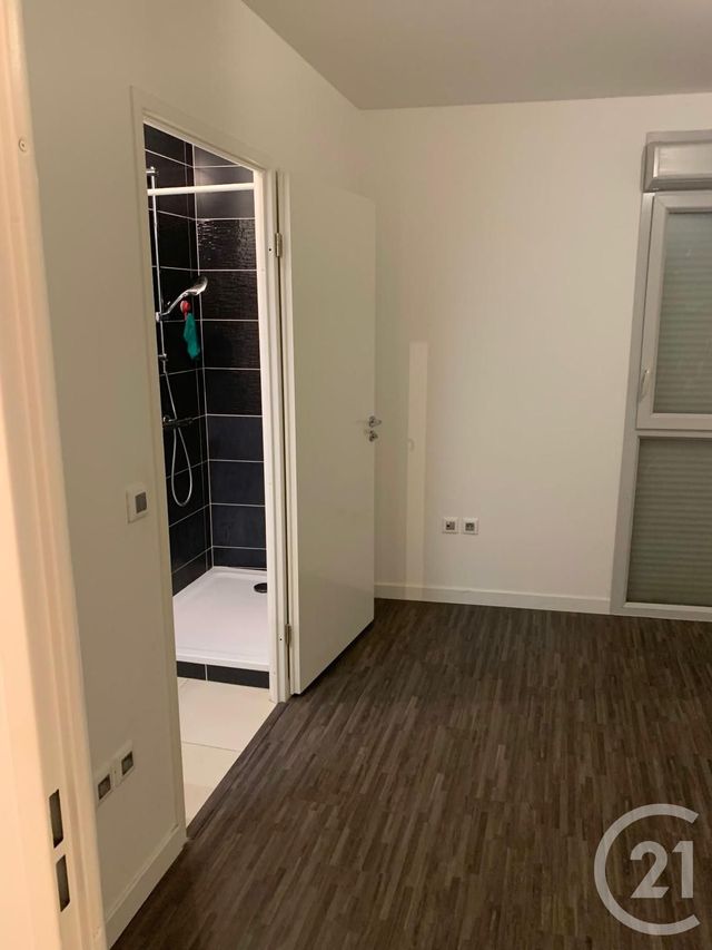 Appartement F4 à vendre - 4 pièces - 69.89 m2 - MONTIGNY LES CORMEILLES - 95 - ILE-DE-FRANCE - Century 21 La Voie Romaine